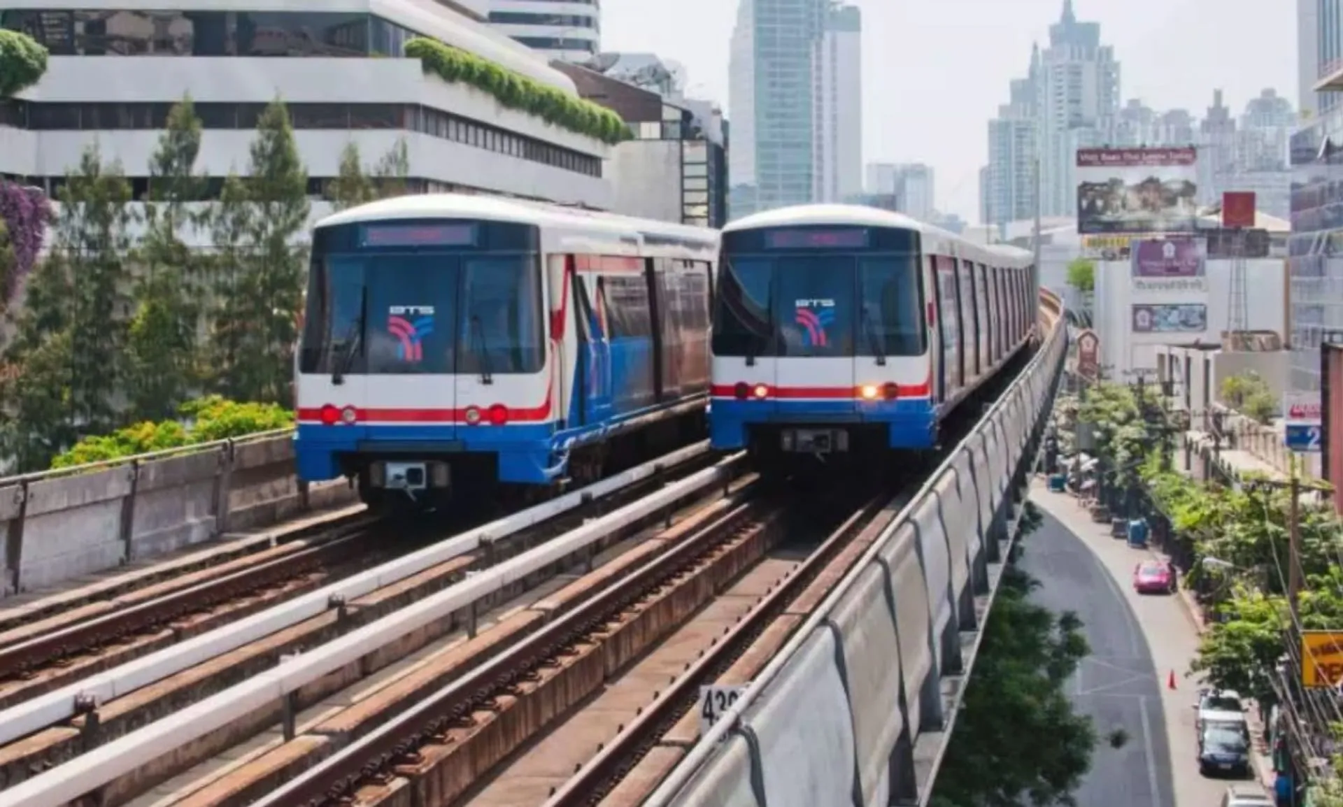 How to Use the BTS Skytrain and Explore Bangkok - Pelago display picture 1