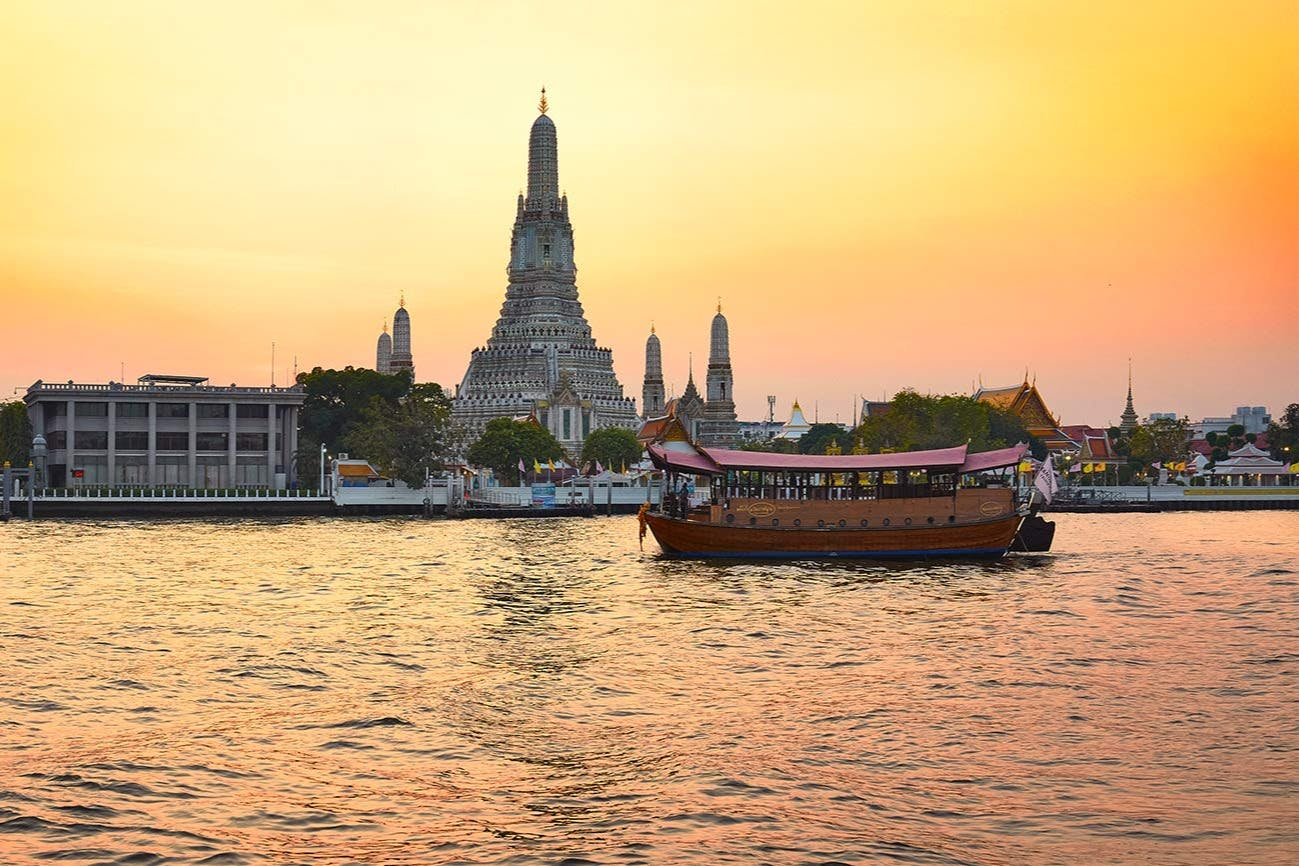 Bangkok: Chao Phraya River Manohra Sunset Dinner Cruise - Photo 1 of 8