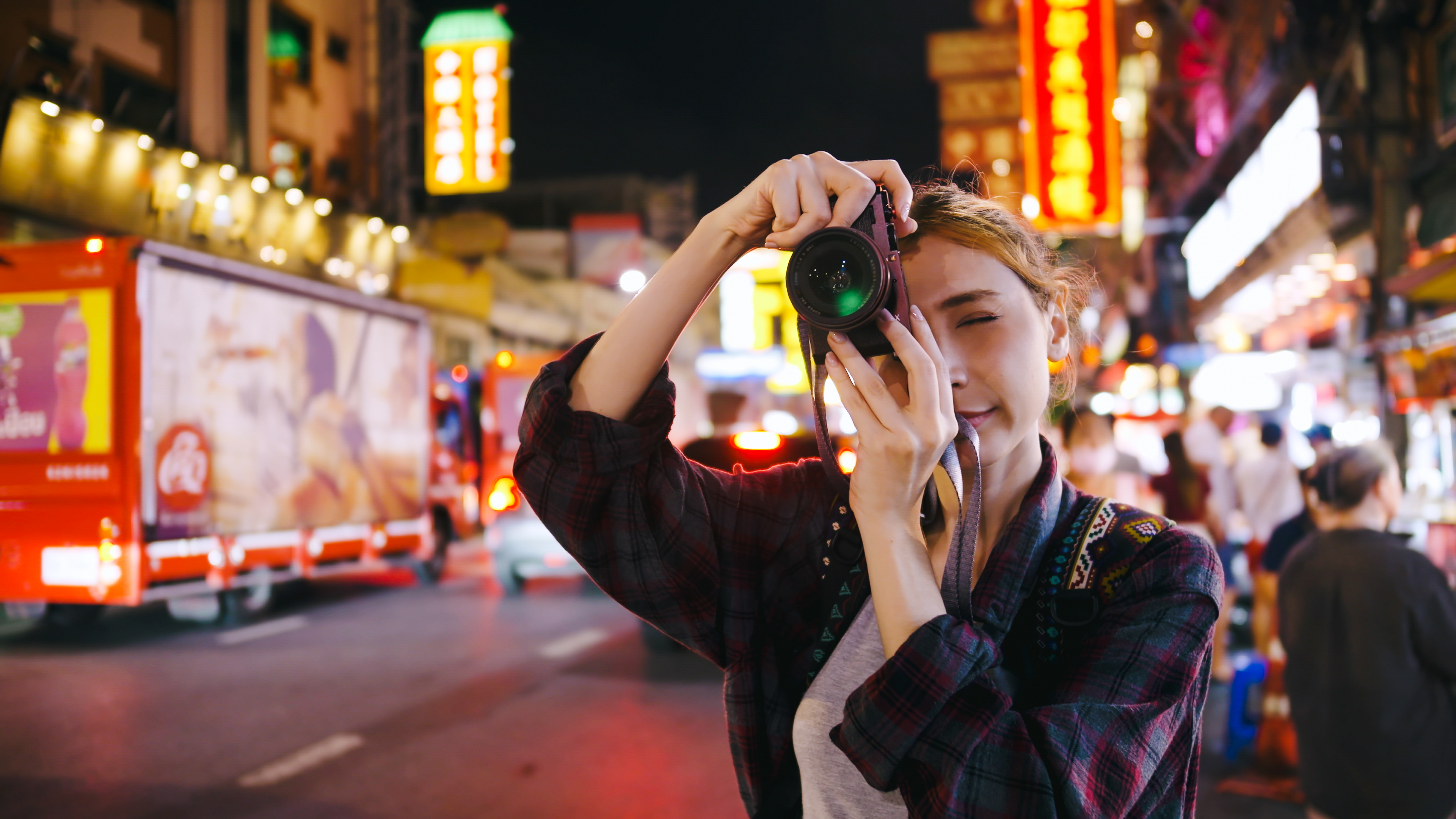 Explore the lively streets of Bangkok’s Chinatown at night capturing iconic sights and tasting delicious street food all while gaining insights into the city's rich culture and history.