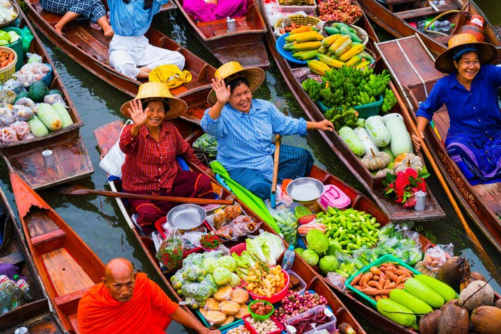 Bangkok: Floating and Train Market with Boat Trip - Photo 1 of 21