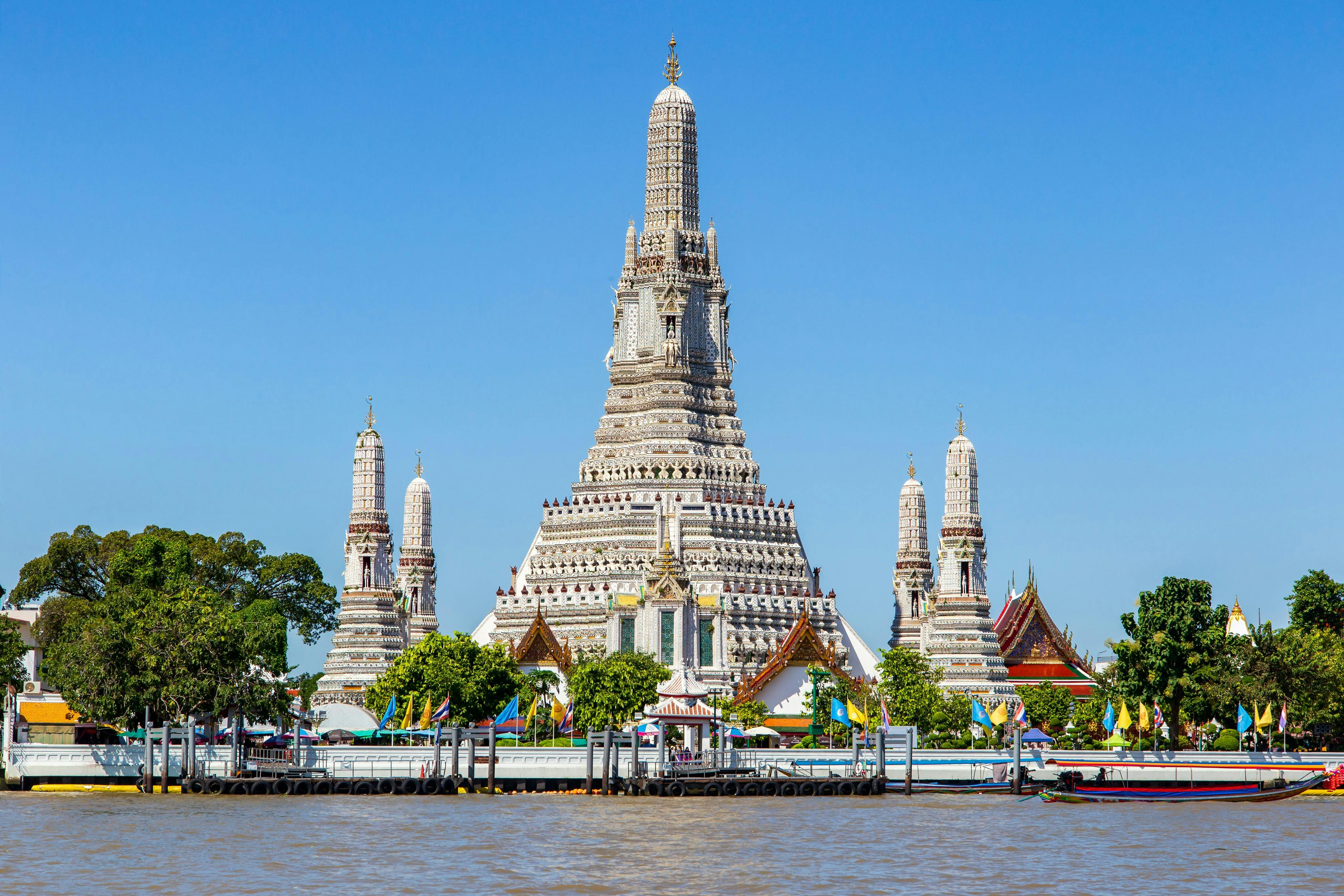 Audio Guide App to Wat Arun - Photo 1 of 3
