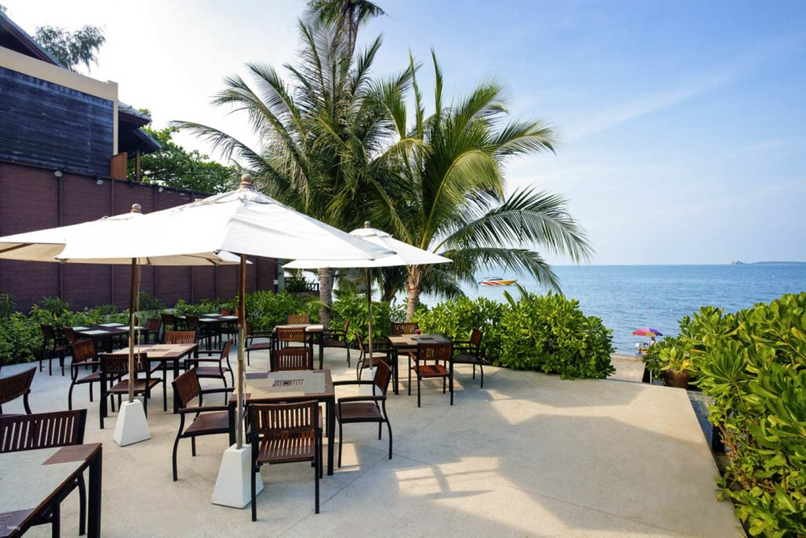 Beach Bar at Ibis Samui | Thailand - Photo 1 of 10