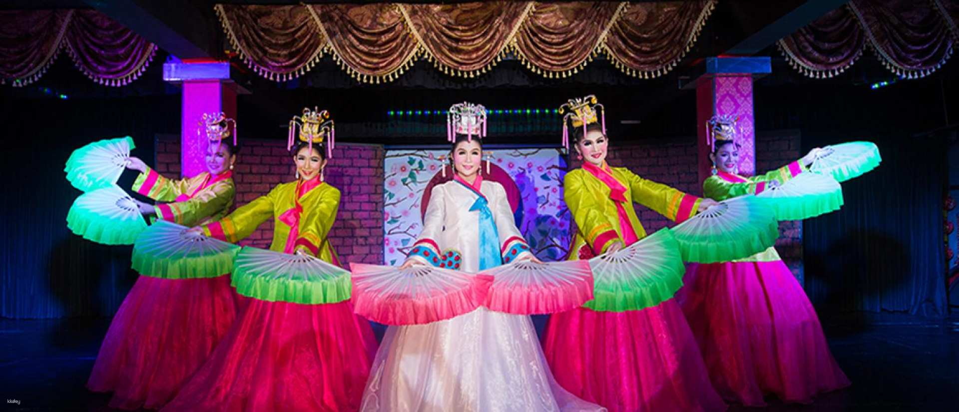 Experience the stunning artistry of traditional performances where colorful costumes and graceful movements create an unforgettable evening filled with cultural richness in Krabi. Perfect for every traveler seeking unique entertainment.