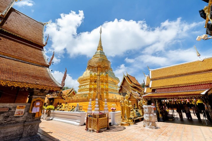 Suthep Golden-PhaLat Secret Temples& Sticky Waterfall-Thai Buffet - Photo 1 of 25
