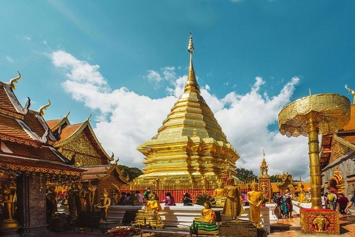 Explore the stunning temples and intricate architecture of Kanchanaburi where rich culture and scenic beauty create unforgettable experiences for travelers seeking both adventure and tranquility.