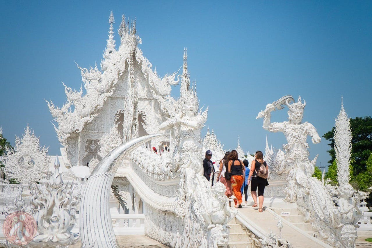 Chiang Rai: Guided Temples Tour from Chiang Mai with Hot Springs & Tribe Village - Photo 1 of 5