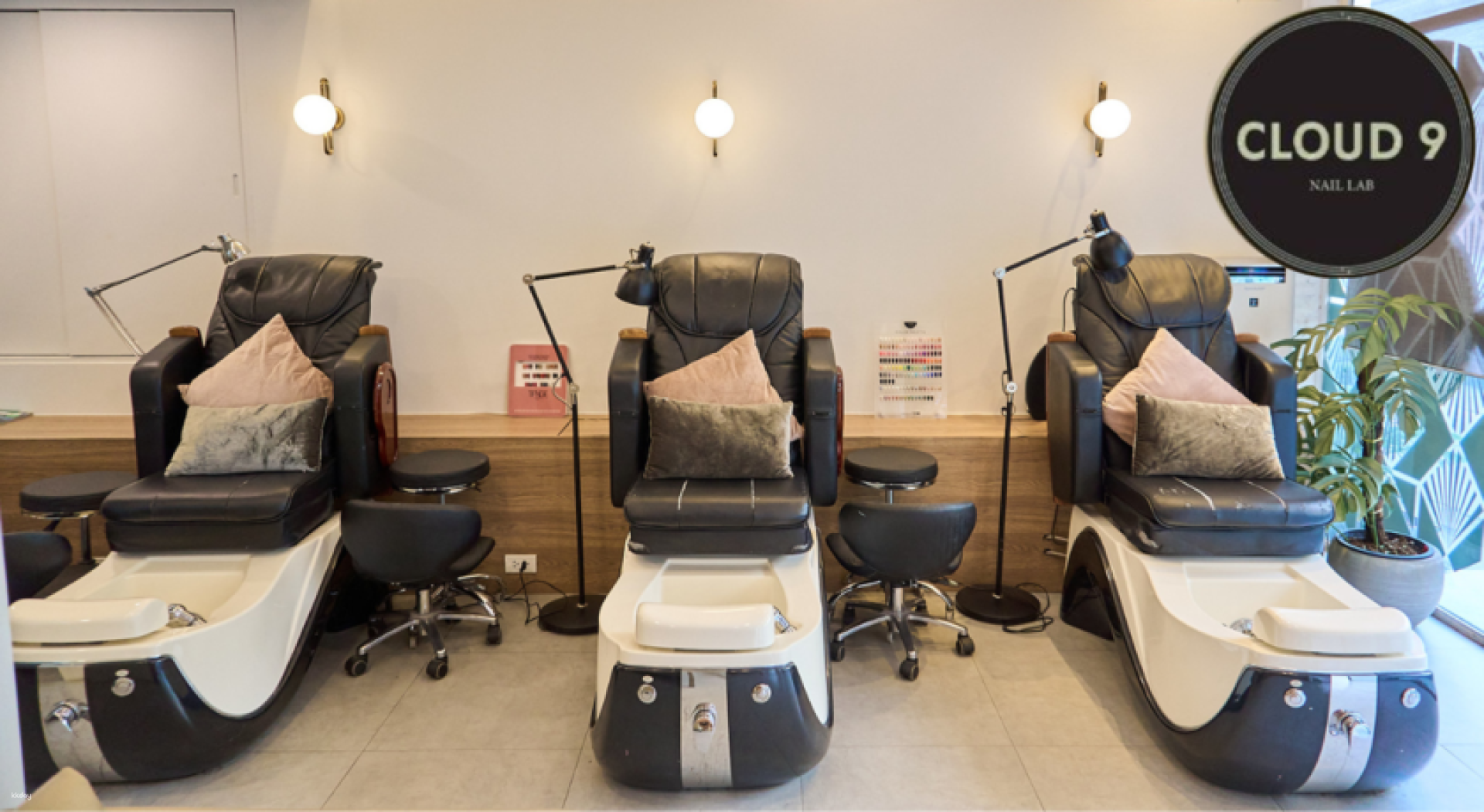 Unwind in the serene setting of Cloudnine Nail Lab where expert technicians use top-tier products to elevate your nail care and spa experience in the heart of Bangkok.