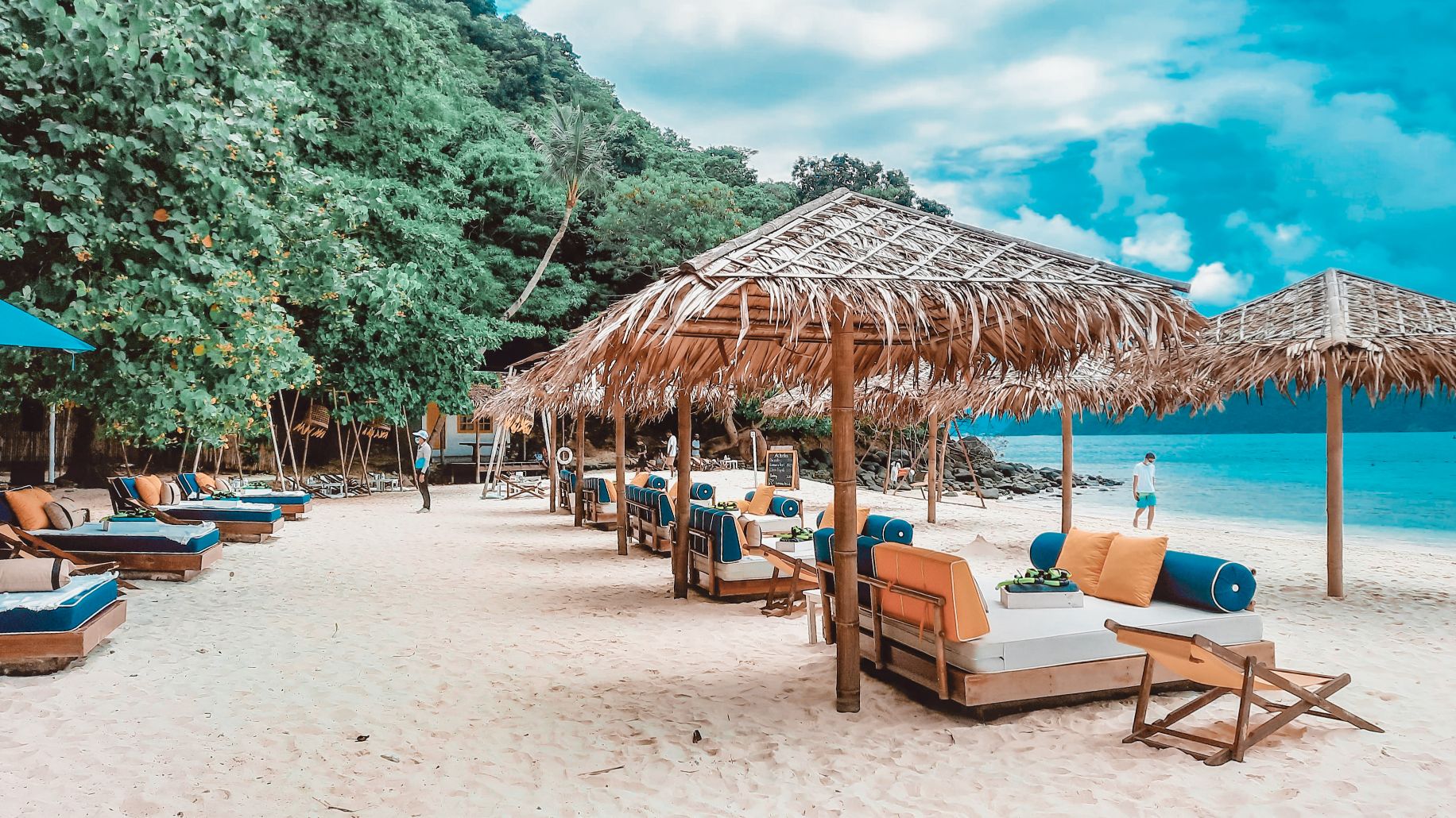 Ikuti Tur Perahu Pribadi ke Pulau Karang yang Menakjubkan - Photo 1 of 10