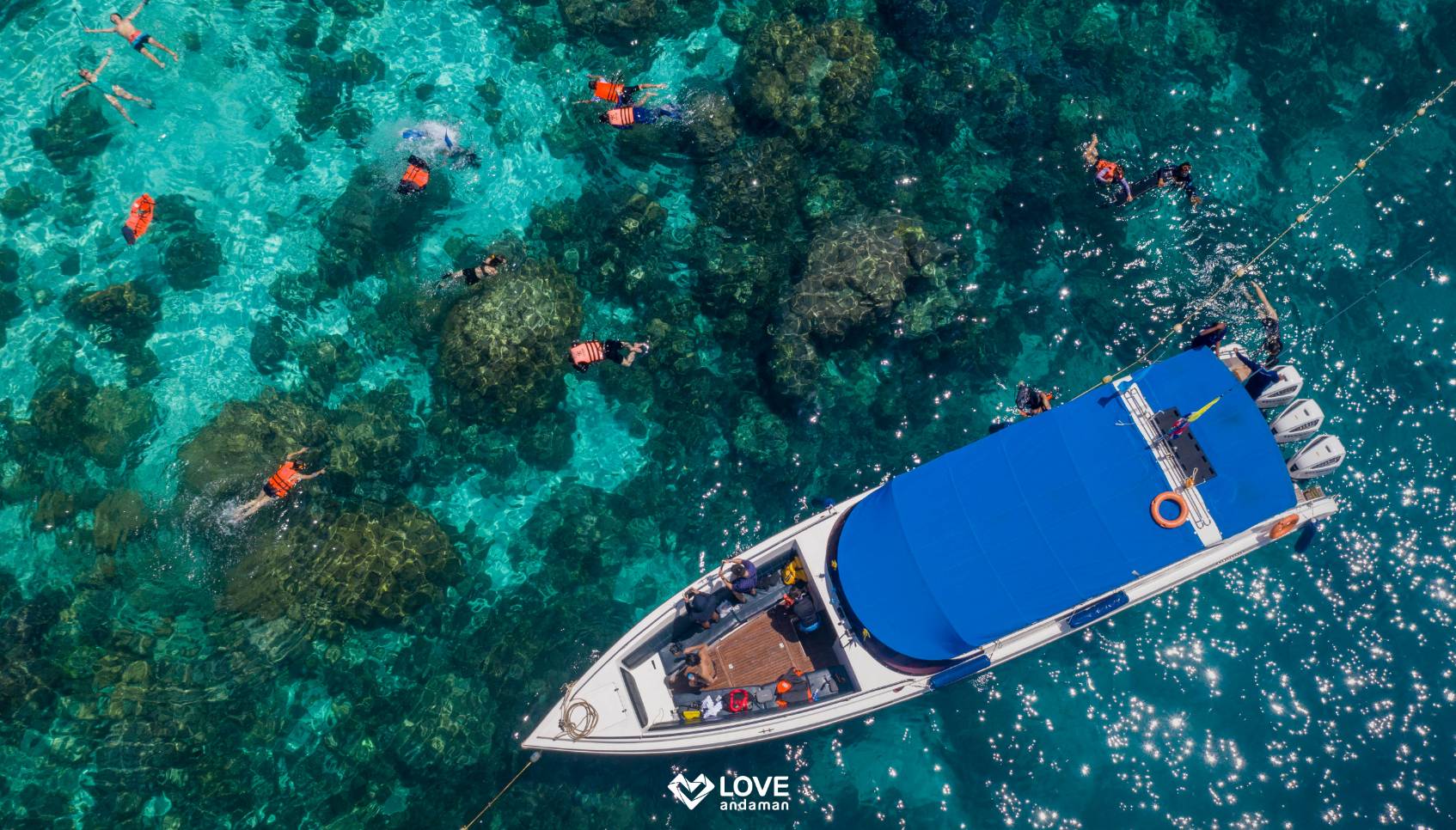 Explore the crystal-clear waters of Pi Leh Lagoon snorkel among colorful marine life and enjoy the stunning views from your boat—an unforgettable day on Phuket's paradise islands awaits.