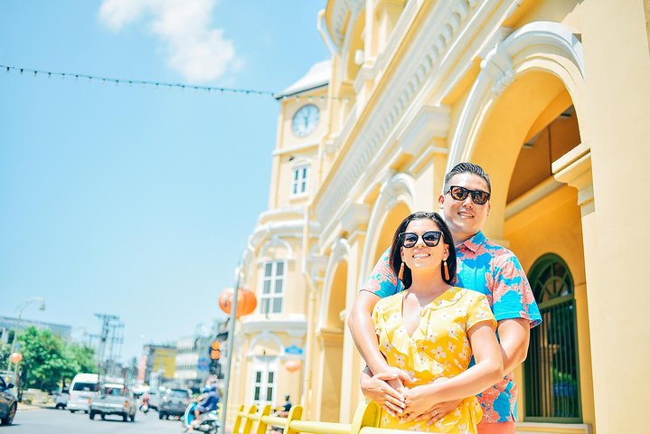 Honeymoon with photographer 