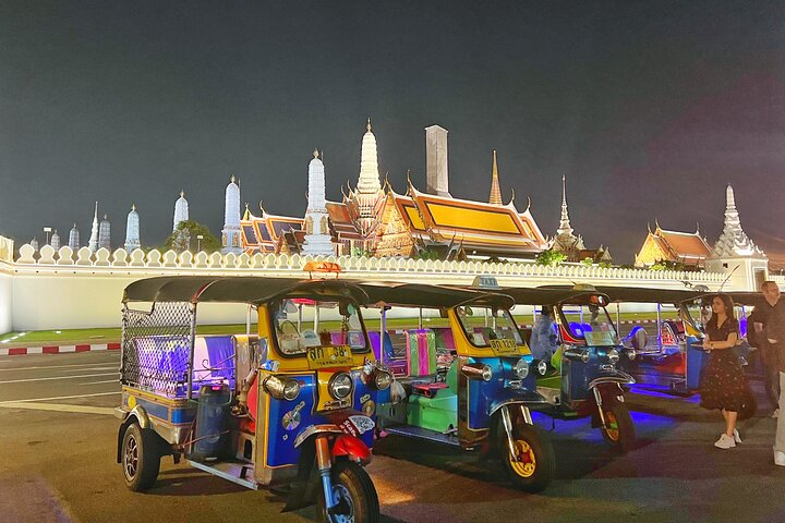 Experience Bangkok with typical Thai tuk-tuk - Photo 1 of 17