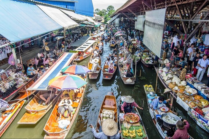 Famous Floating Market Damnoen Saduak Day Tour with Private Guide from Hua Hin - Photo 1 of 7