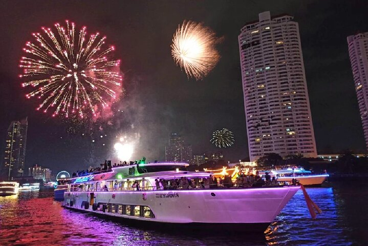 Grand Pearl Dinner Cruise Experience at Bangkok with Pickup - Photo 1 of 11
