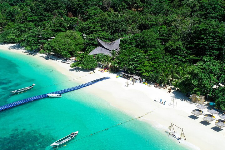 Half-Day Banana Beach Sunset Sail by Luxury Catamaran
