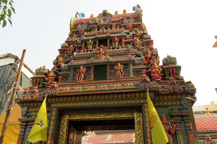 Discover the intricate architecture and spiritual significance of Hindu temples in Bangkok where centuries of devotion blend seamlessly with local culture offering a unique glimpse into Thailand's Hindu heritage.
