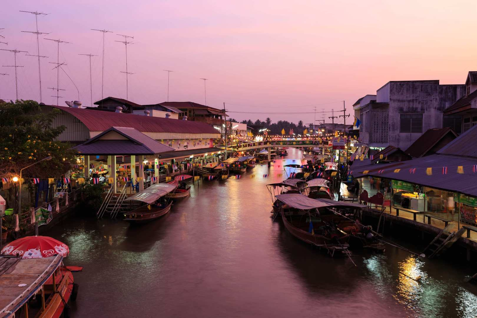 [Half-day tour] Bangkok Amphawa Weekend Market & Firefly Tour (Korean guide) - Photo 1 of 16
