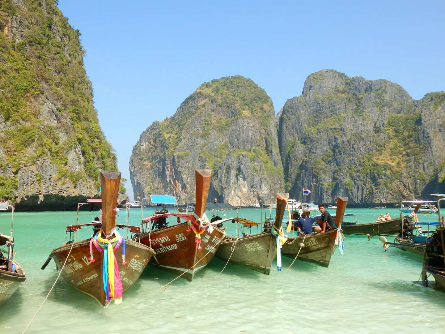 [Japanese Guide] Speedboat Tour! Phi Phi Island & Kai Island + Maya Bay Day Tour Snorkeling in the Crystal Clear Sea | From Phuket | Pick-up and drop-off included | Lunch included - Photo 1 of 14