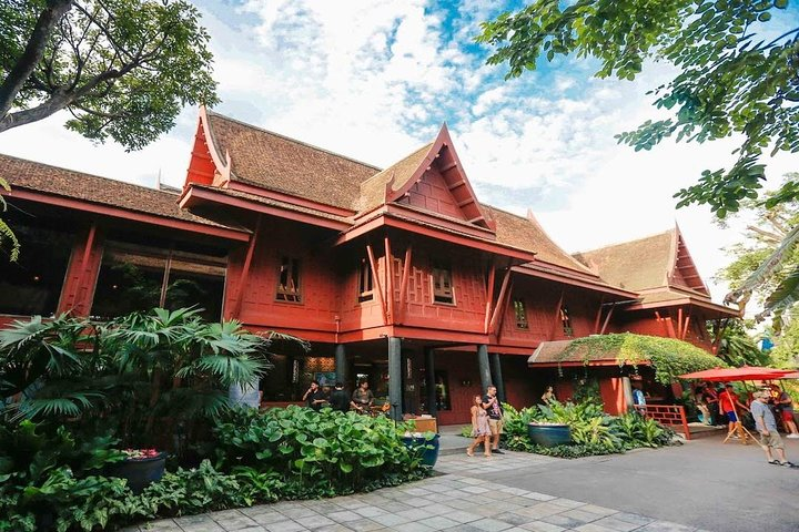 Explore the unique blend of traditional Thai architecture and lush gardens at Jim Thompson's House where history and artistry come together in a serene setting.