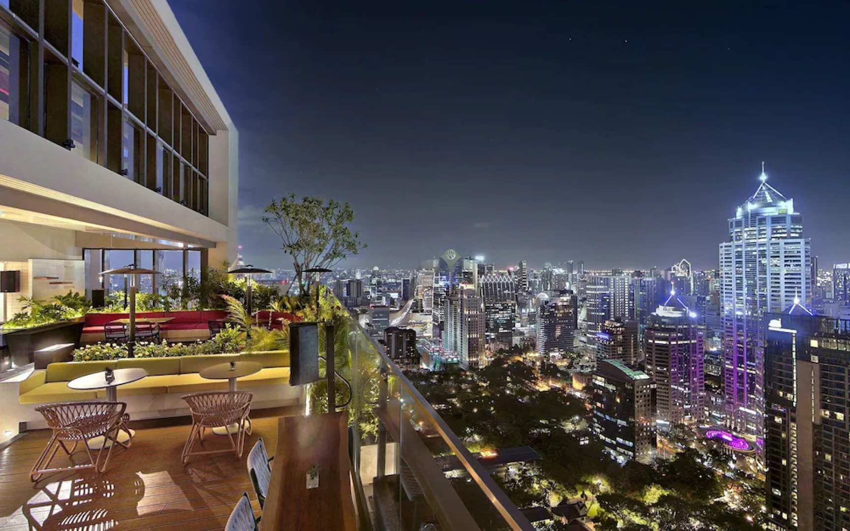 Experience stunning city views while enjoying delightful breakfast options at Kimpton Maa-Lai Bangkok. Perfect for families with children unwind in a serene setting amidst the lively Bangkok skyline.