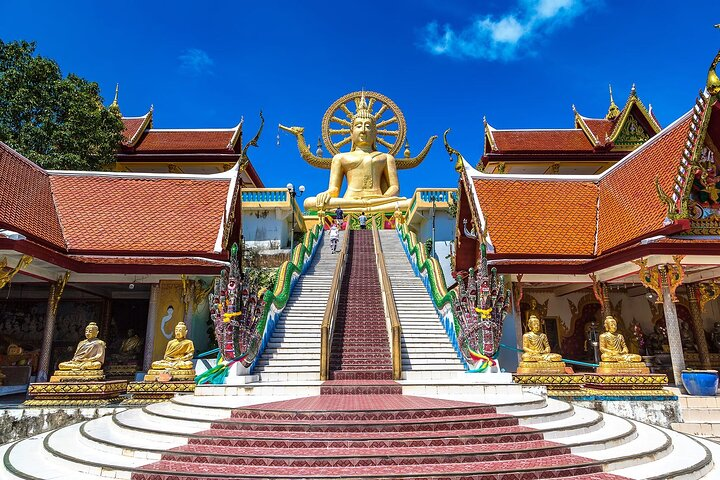 Experience the majesty of Koh Samui as you explore stunning temples including the iconic Big Buddha nestled amidst breathtaking scenery and rich cultural heritage perfect for every curious traveler.