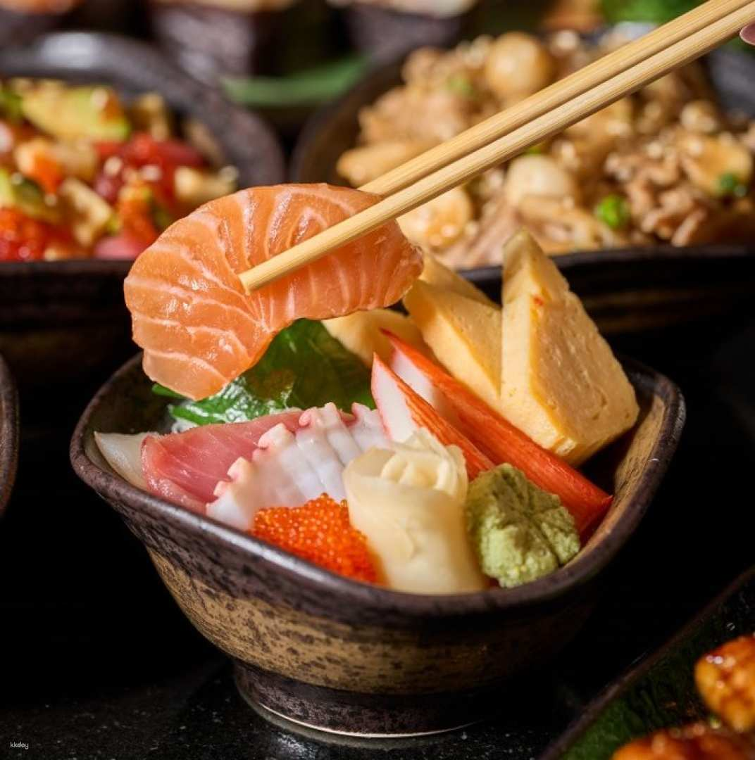 Indulge in expertly crafted sushi and fresh ingredients at Kouen Premium Buffet where every dish is prepared to perfection offering a delightful dining experience in Bangkok.