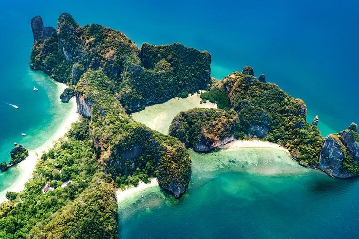 Krabi Hong Island Tour by Speedboat: Lagoon & Viewpoint - Photo 1 of 13