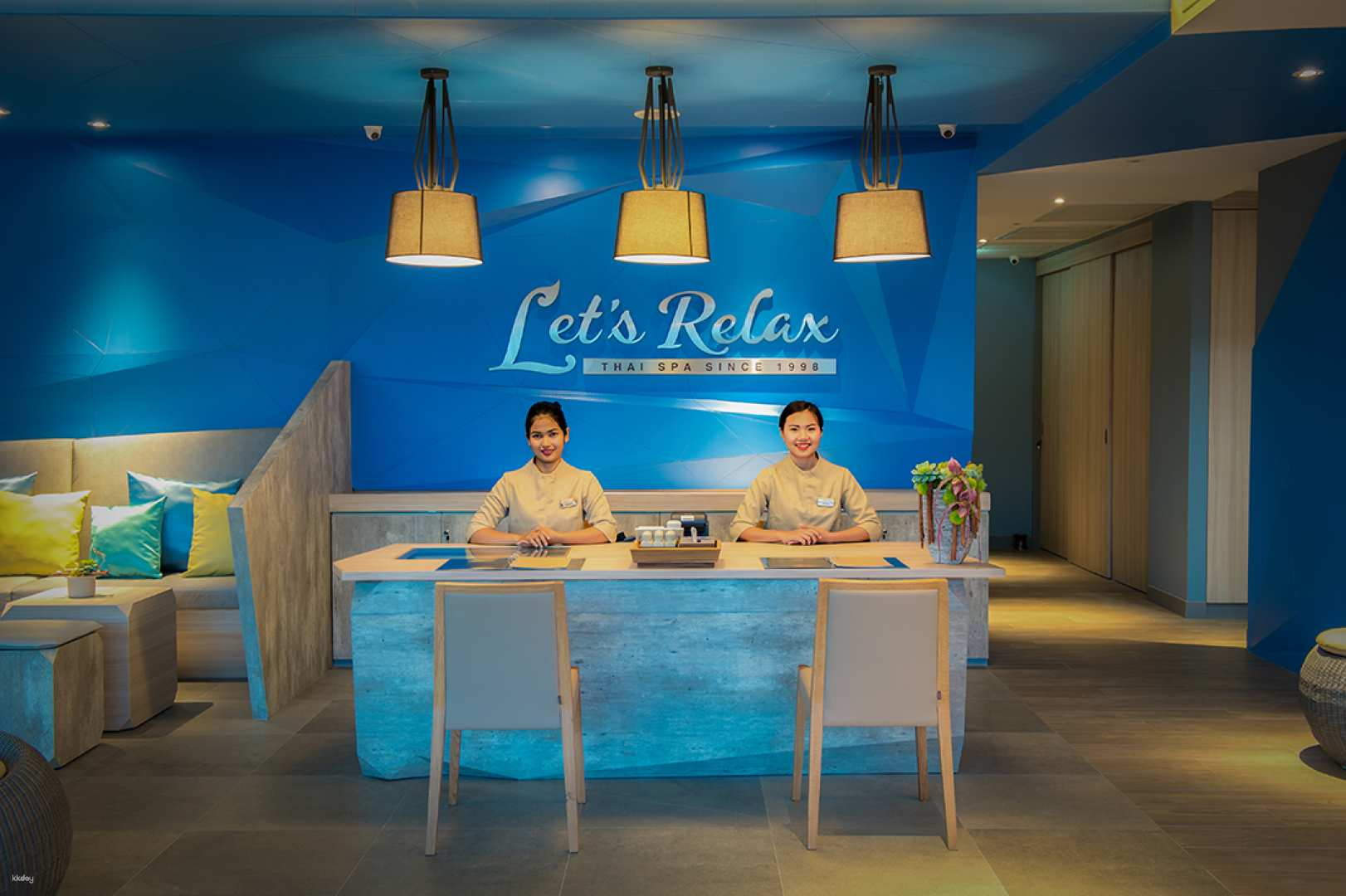 Experience rejuvenation at Let's Relax Spa in Krabi where expert therapists provide soothing treatments amid a serene backdrop perfect for unwinding and revitalizing your spirit.
