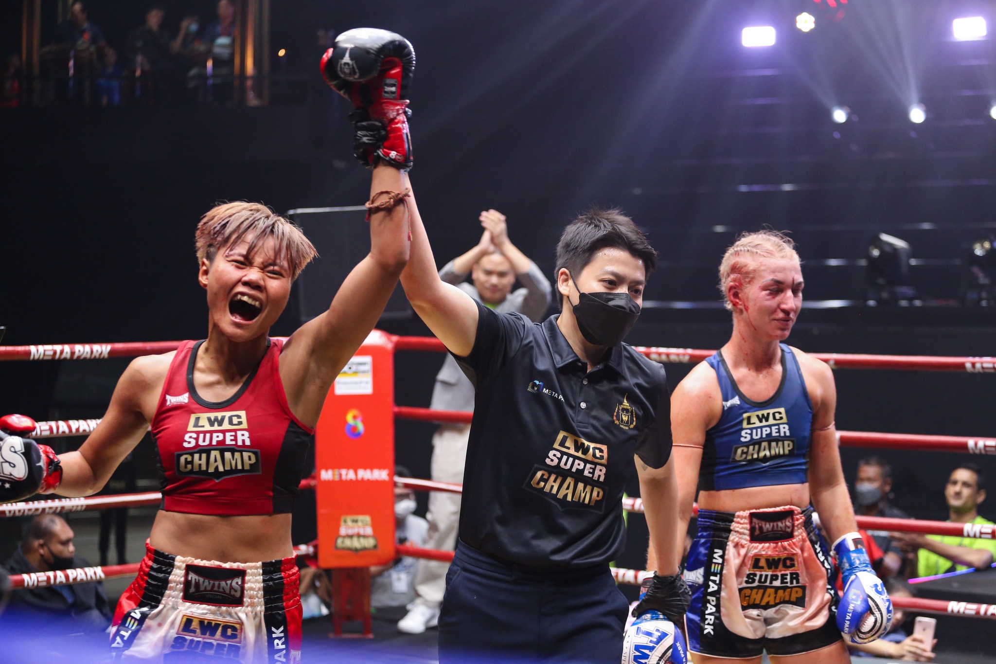 バンコク の ルンピニーボクシングスタジアム・ムエタイ観戦チケット