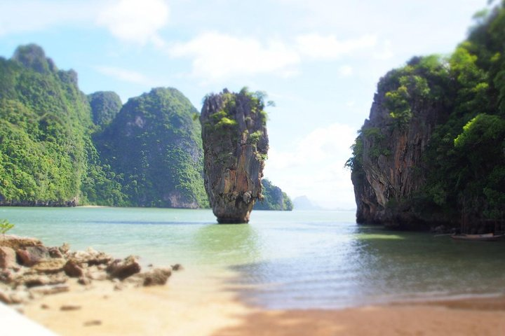 James Bond Island