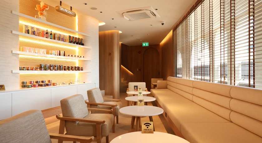 Makkha Health & Spa Phuket (Arches Patong - 3rd Street) - Photo 1 of 8