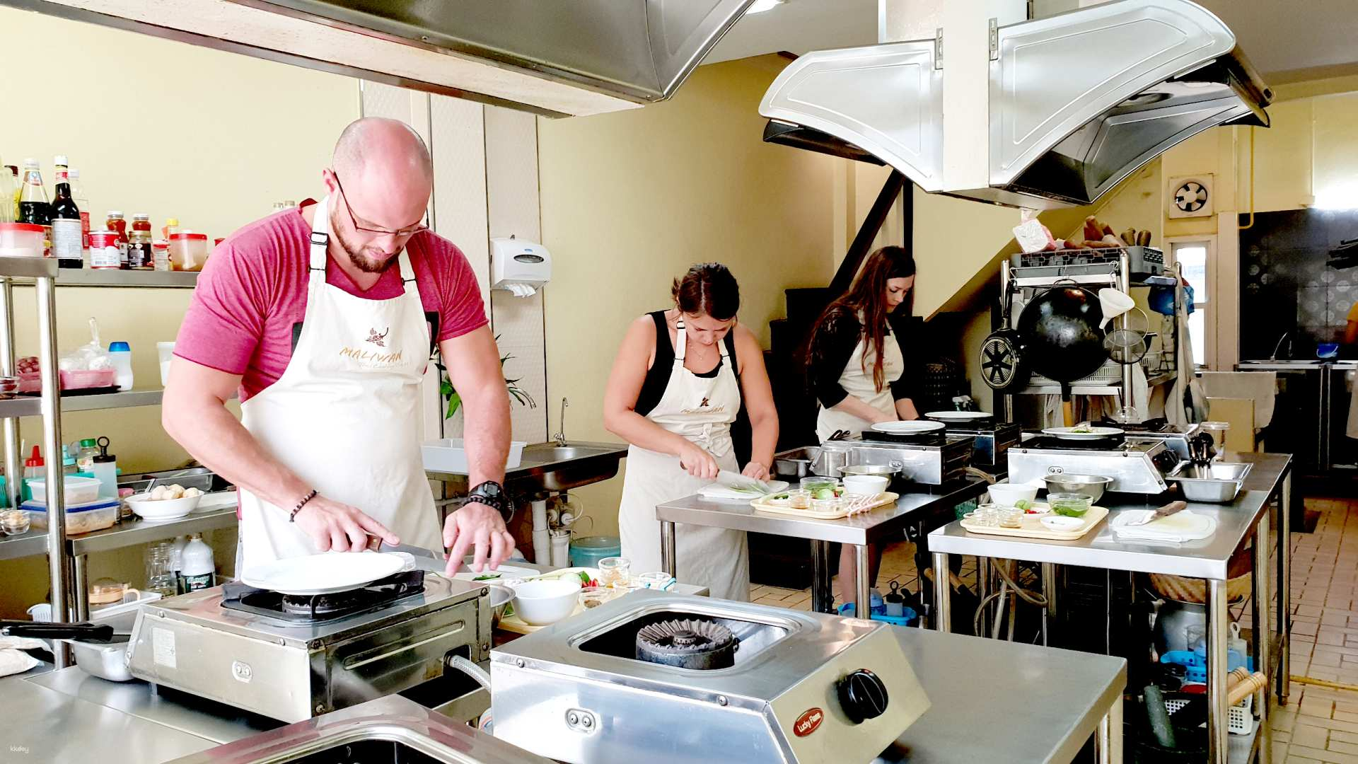 Immerse yourself in a hands-on cooking adventure mastering authentic Thai dishes while surrounded by fellow culinary enthusiasts creating flavors that transport you straight to Thailand.