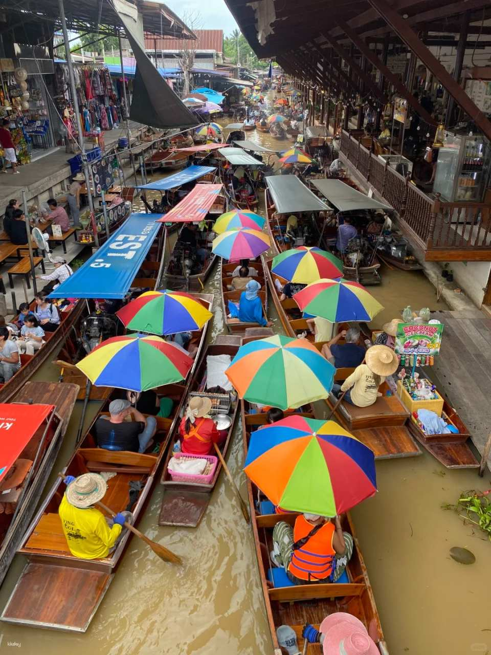 曼谷｜丹嫩莎朵水上市場船票｜限量優惠｜千元內搞定一艘船（最多六人一艘船） - Photo 1 of 5