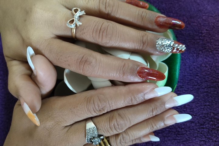 Manicure and Pedicure Course - Photo 1 of 14