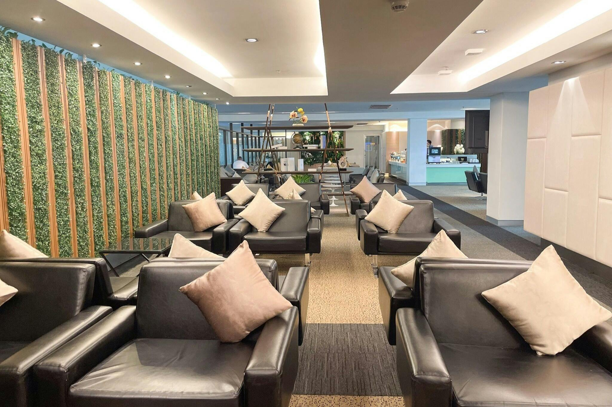 Miracle Lounge Suvarnabhumi Airport: 2-Hr Access - Photo 1 of 8