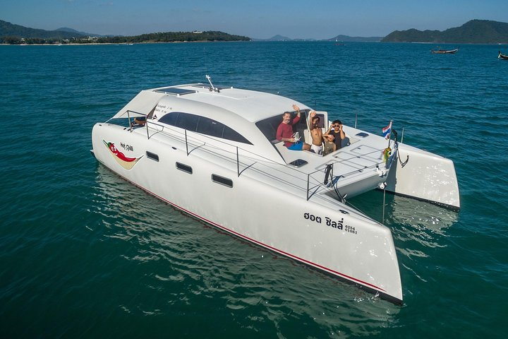 New Power catamaran for Phang Nga and Phi Phi island excursions - Photo 1 of 8