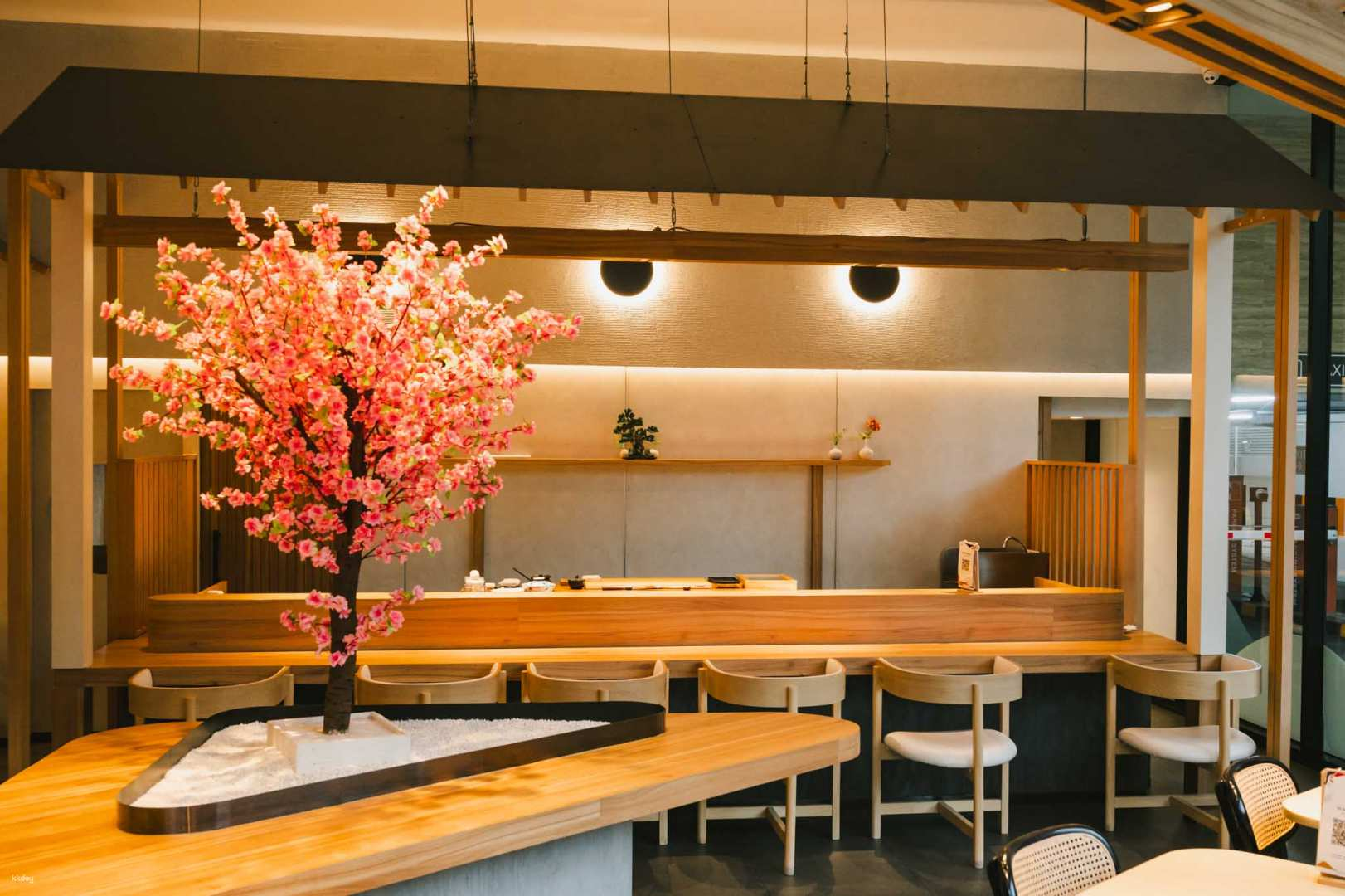 Indulge in a serene dining experience at OJI Omakase Sathorn where minimalist design meets authentic Japanese flavors guided by skilled chefs showcasing seasonal ingredients and culinary artistry.