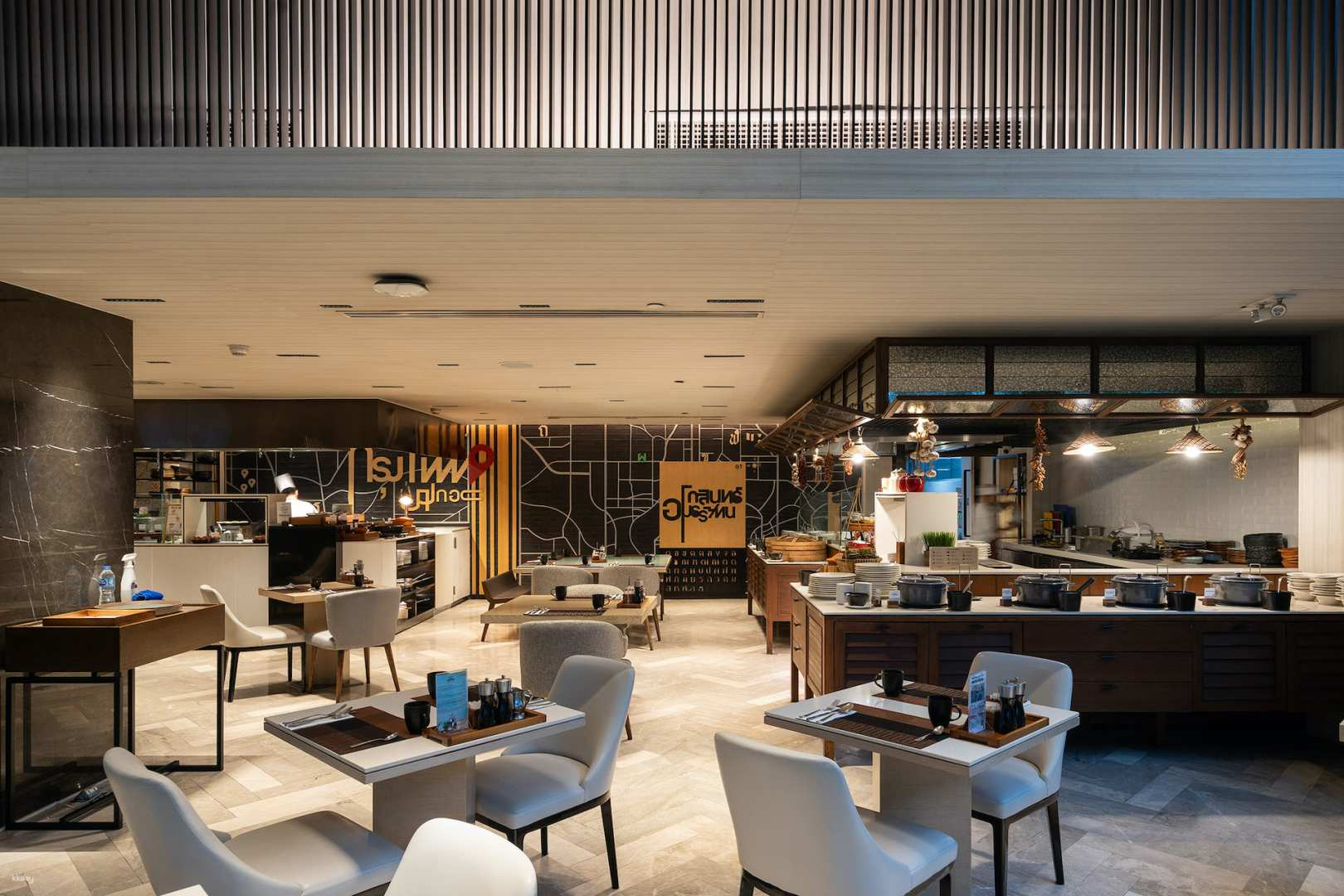 OPEN Bar at DoubleTree by Hilton Bangkok Ploenchit | Thailand - Photo 1 of 10