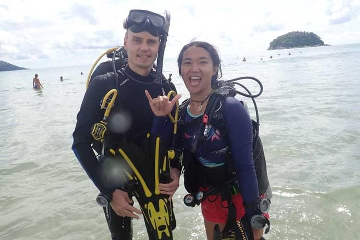 PADI Discover Scuba Experience - Photo 1 of 2
