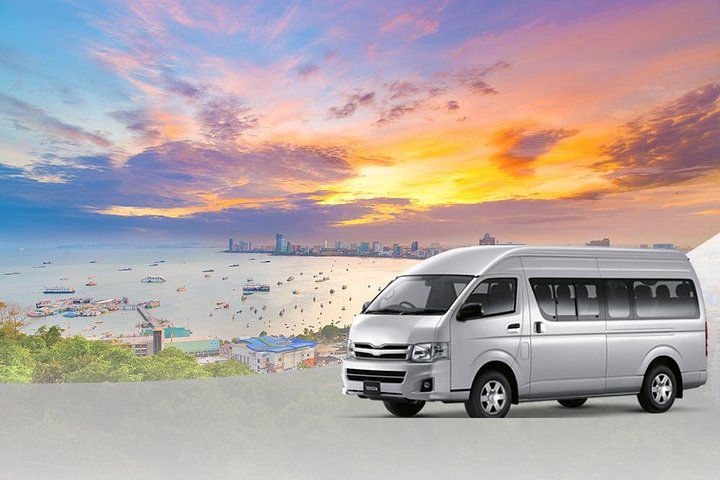 Enjoy a seamless departure from Pattaya with a private transfer surrounded by stunning coastal views. Travel in comfort to your next destination in Bangkok day or night.
