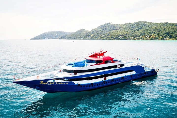 Phi Phi by Big Boat