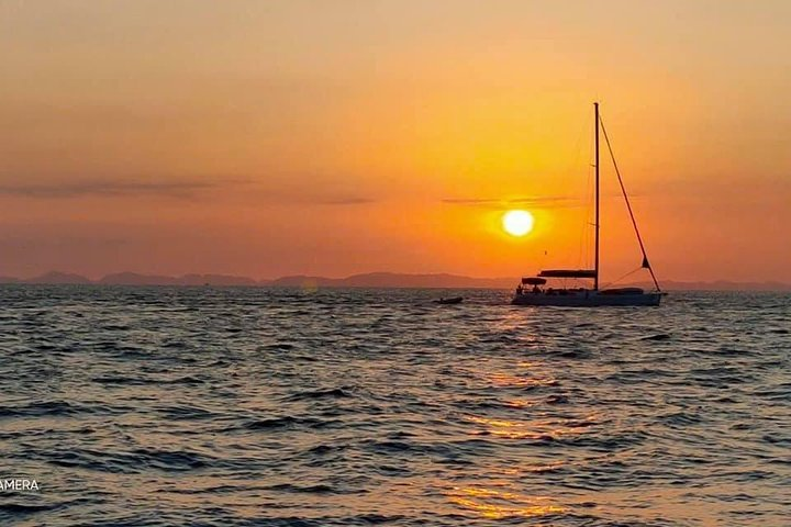 From Phi Phi: Sunrise & Beat The Crowds to Maya Bay by Speedboat - Photo 1 of 15