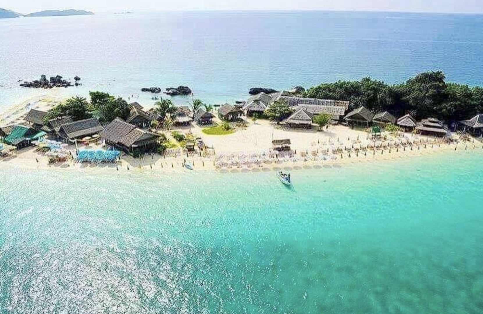 Phi Phi Island + Kai Island Speedboat Tour (Round-trip pick-up, Lunch Buffet, Snorkeling Included) - Photo 1 of 7