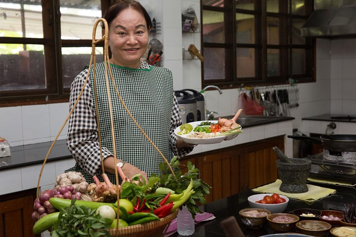PRIVATE Chiang Mai Cooking Class in Pea's Traditional Teak Home - Photo 1 of 15