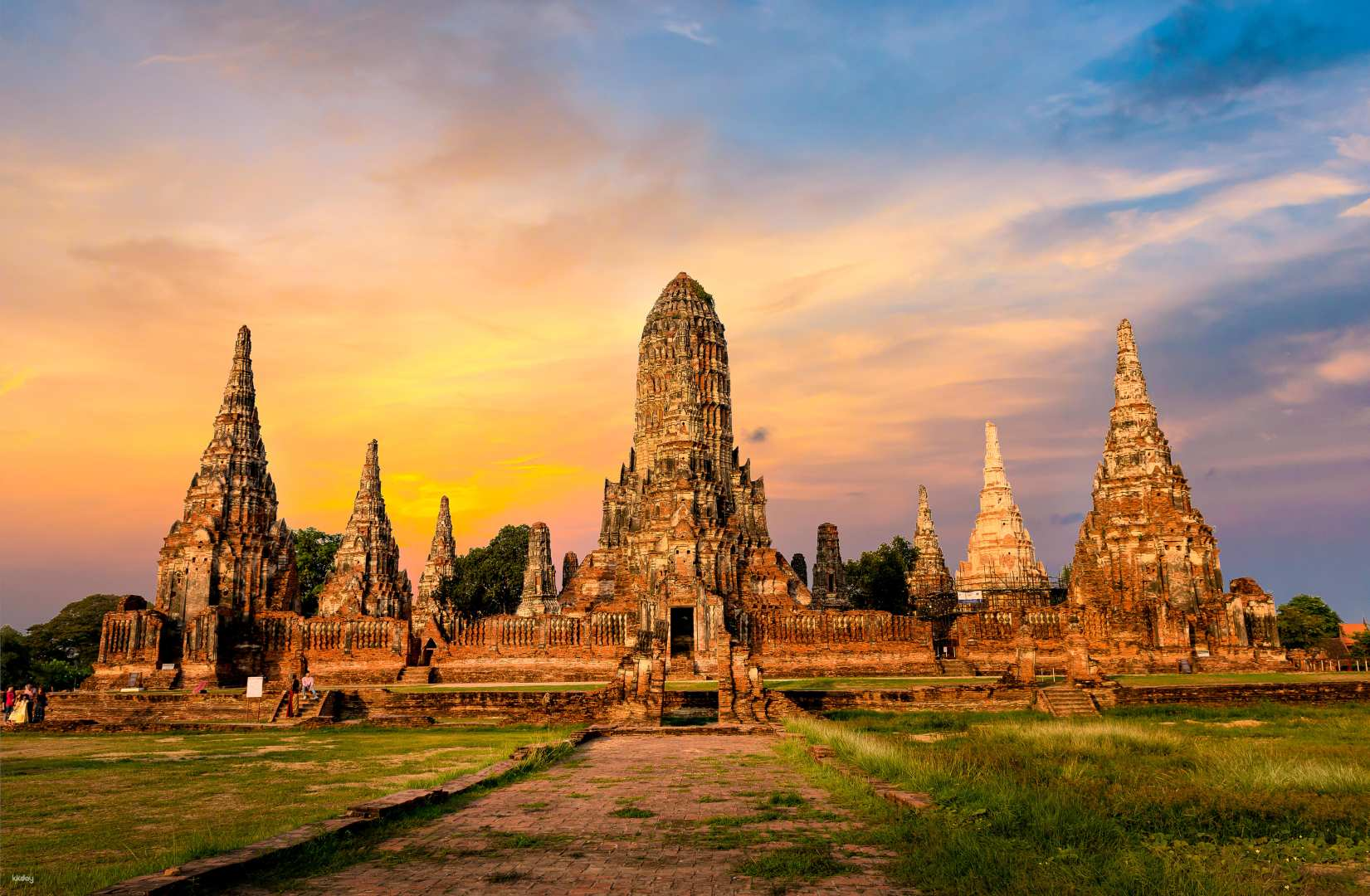Discover the ancient wonders of Ayutthaya as you stroll through remarkable ruins and striking temples experiencing the rich history and beauty of this extraordinary city at your own pace.