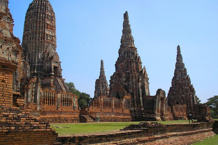Explore the majestic ruins of Ayutthaya where ancient pagodas and historical treasures reveal stories of an extraordinary past during a private day tour filled with discovery and wonder.