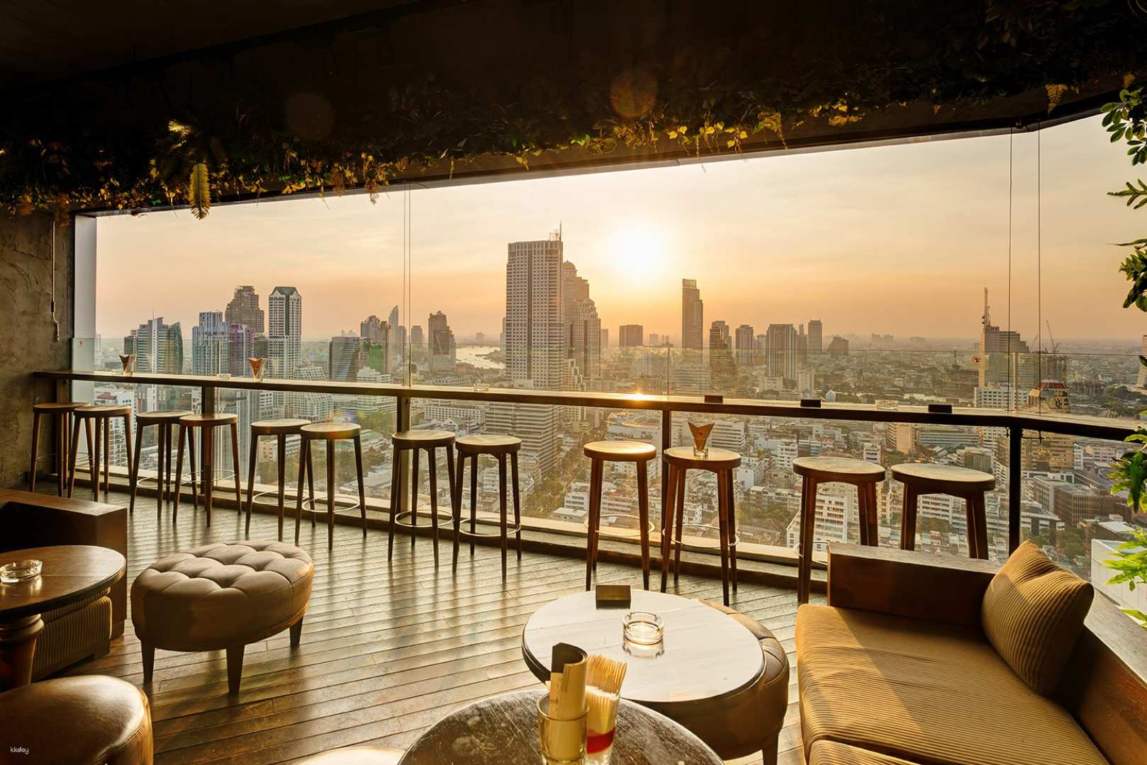 Sip fine wines while soaking in spectacular views of Bangkok's skyline as the sun sets offering an unforgettable backdrop for memorable gatherings and culinary delights at Scarlett Wine Bar & Restaurant.