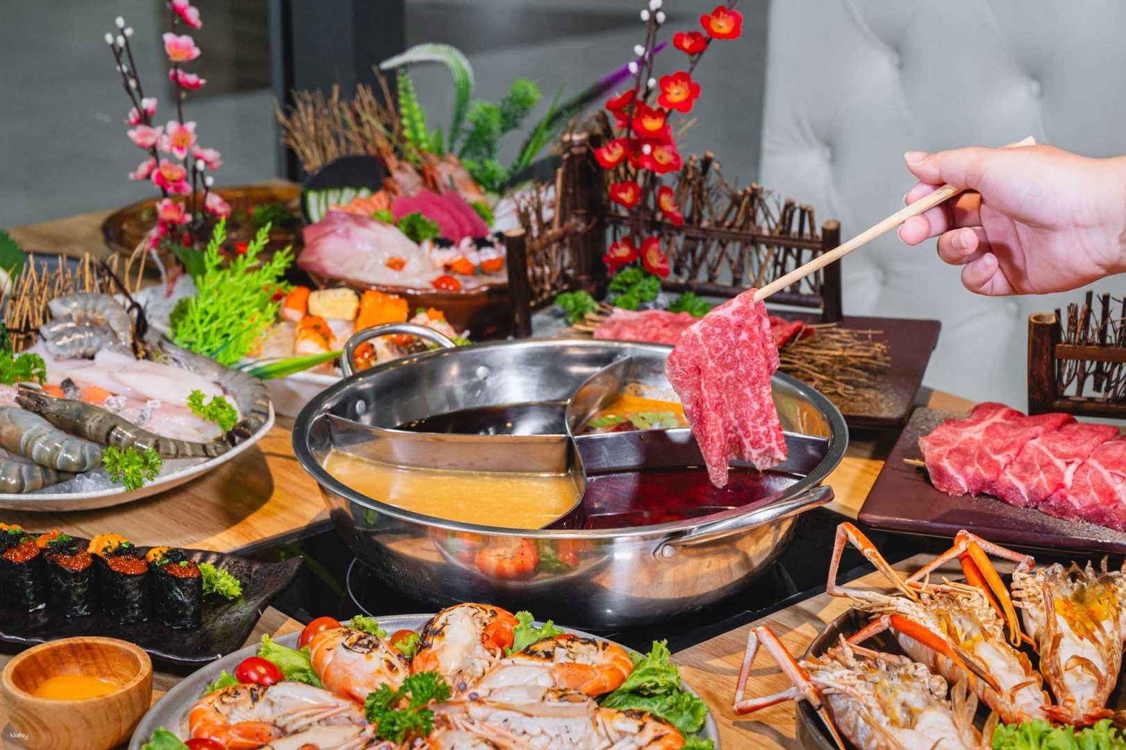 Indulge in a diverse culinary journey with a delicious spread of international dishes fresh seafood and authentic Japanese shabu perfect for memorable gatherings in Bangkok.