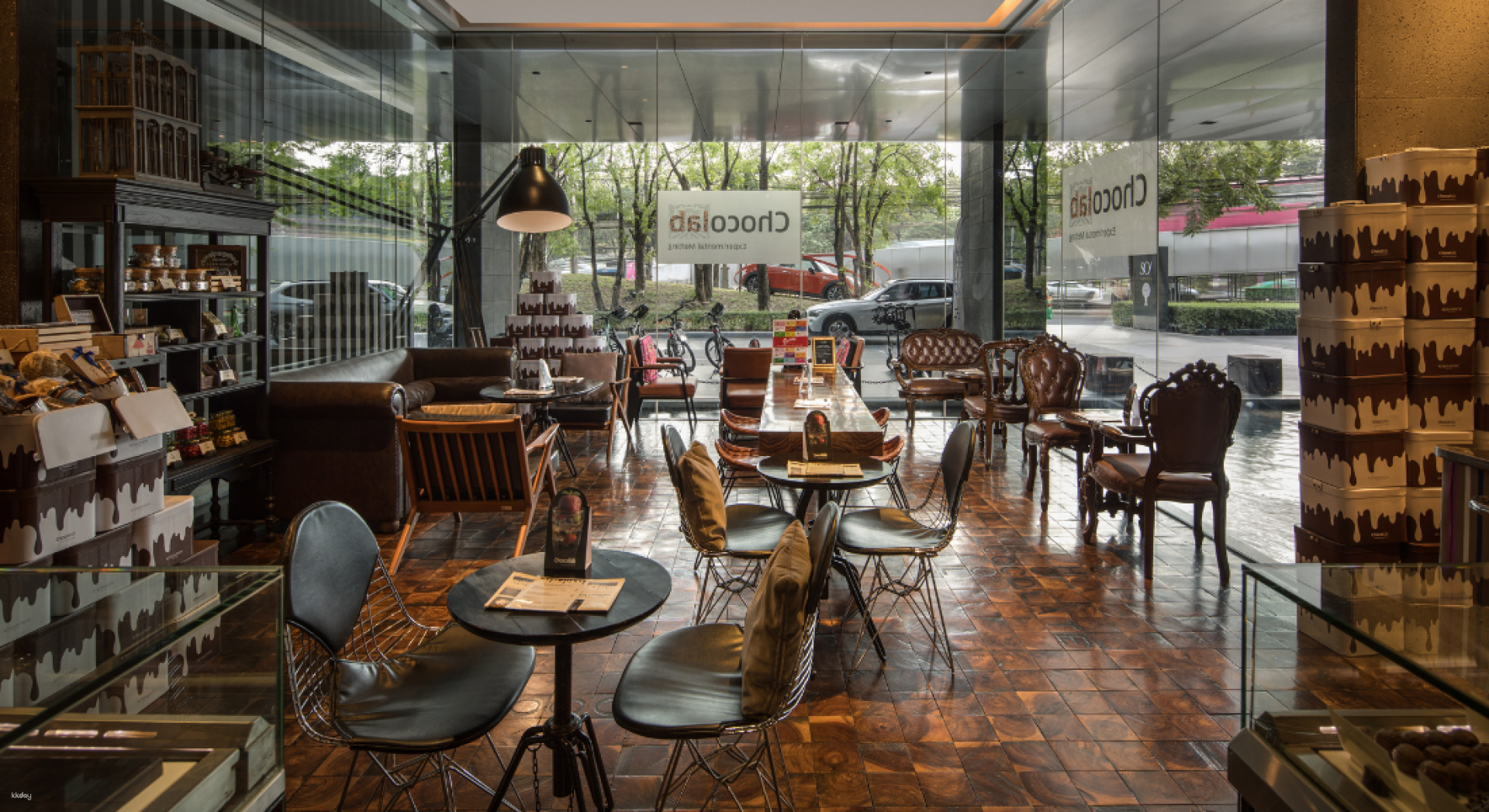 Experience the delightful fusion of chocolate crafting and afternoon tea in a cozy setting where each bite and sip transports you to chocolate paradise at SO/Bangkok's Chocolab.