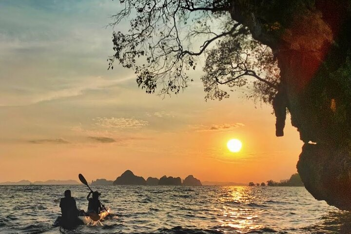 Sunset Kayaking with BBQ Dinner in Ao Thalane