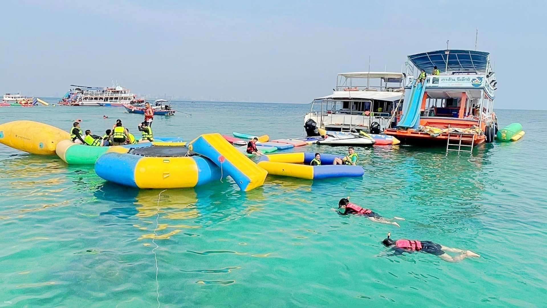 Pattaya Coral Island Tour (Pattaya round trip pick-up, Bangkok pick-up available) - Photo 1 of 8